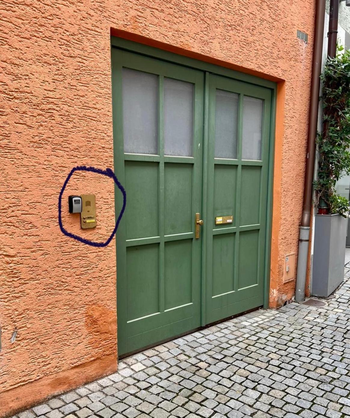 Marktplatz Ferienwohnung Gunzburg Bagian luar foto