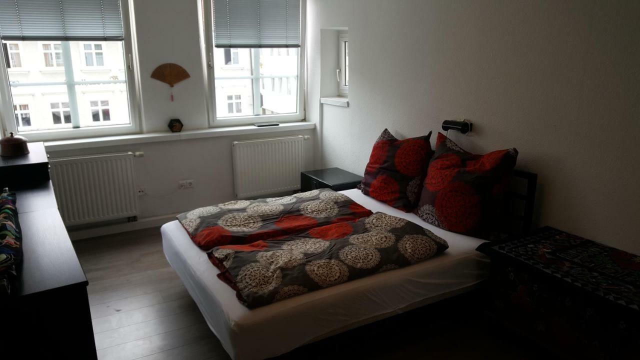 Marktplatz Ferienwohnung Gunzburg Bagian luar foto